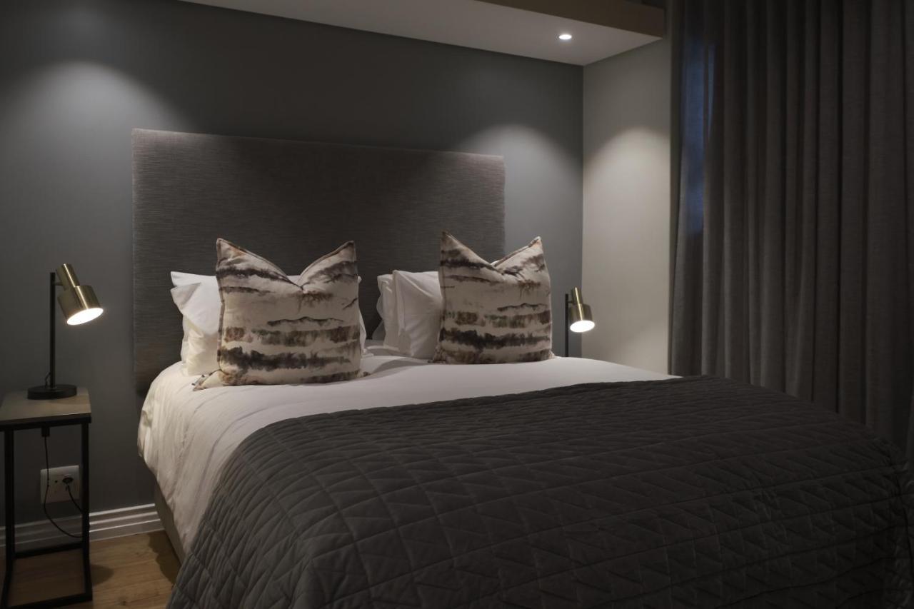 Urban Elephant. The Docklands Apartment