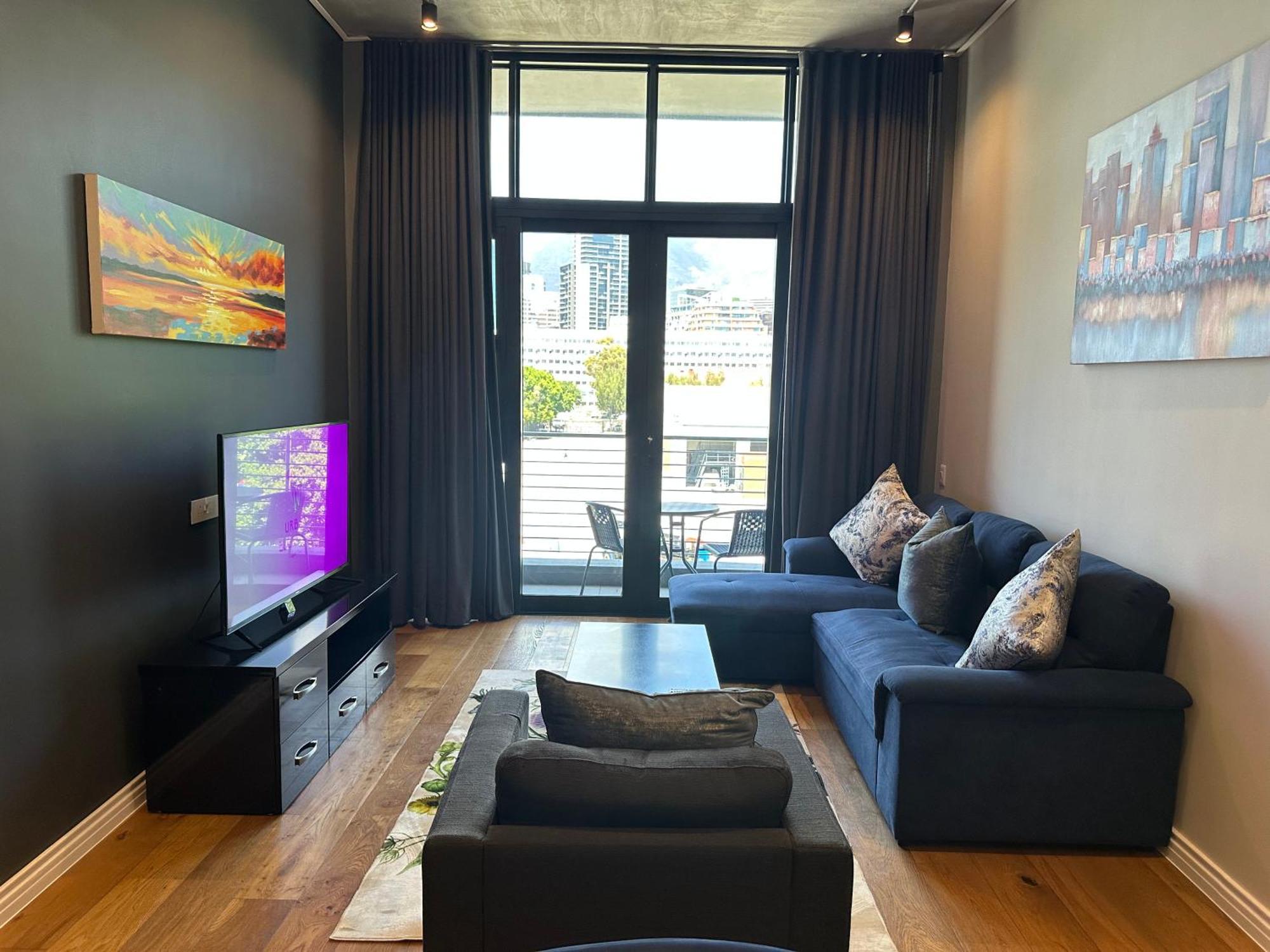 Urban Elephant. The Docklands Apartment