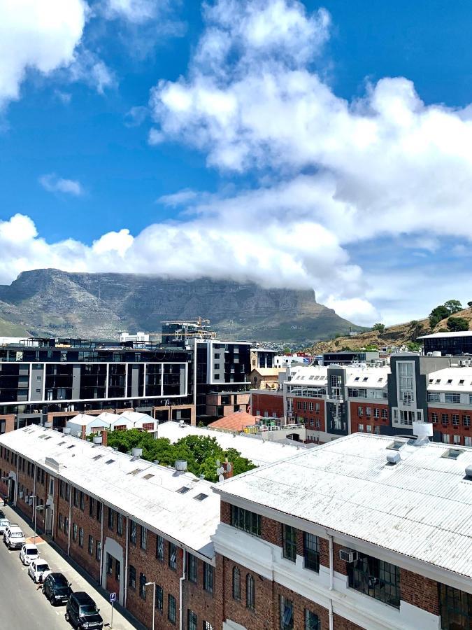 Apartment Urban Elephant. The Docklands Cape Town